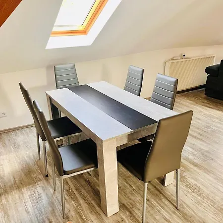 Cozy 1 In Near Spessart With Wifi & Parking * Kleinkahl